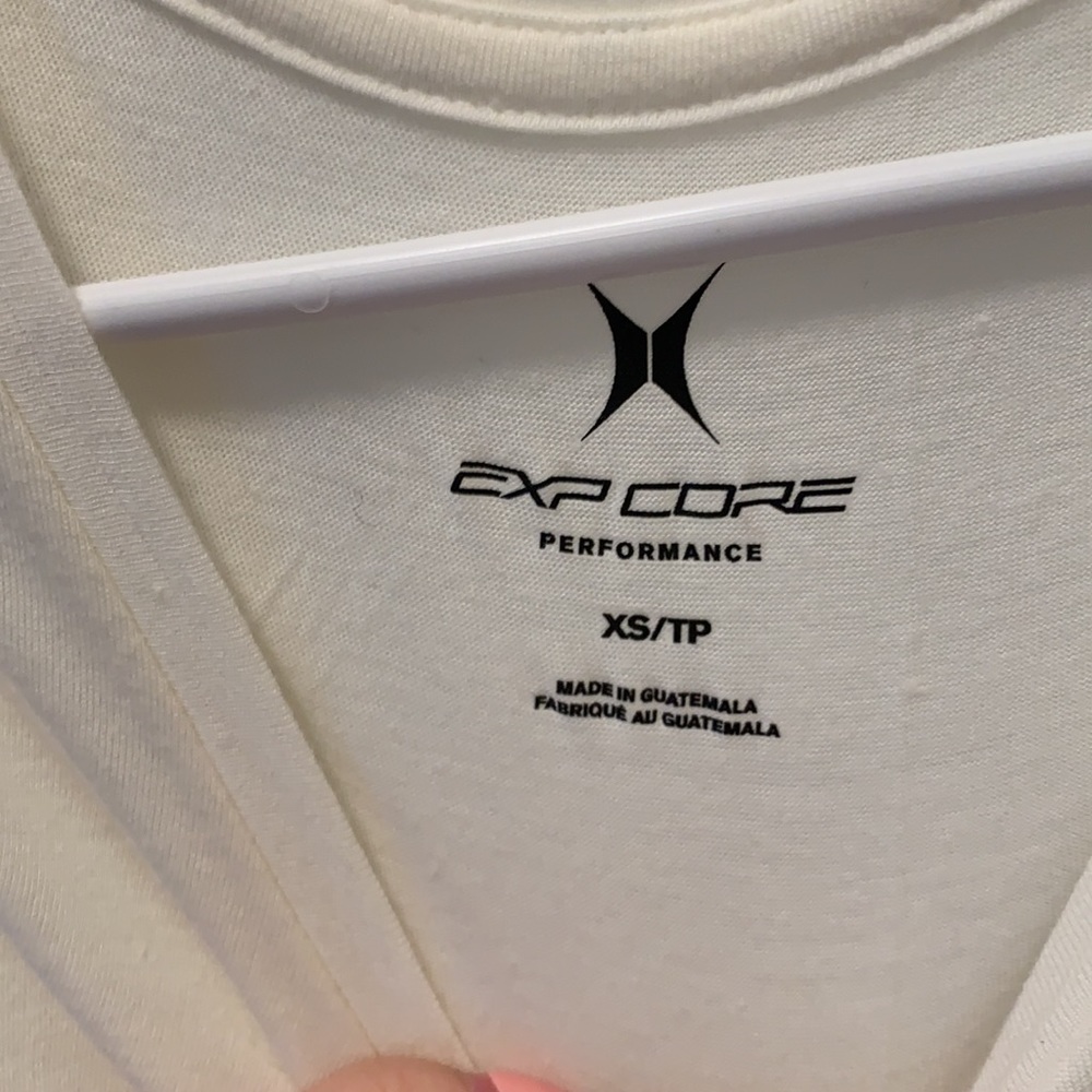 Express Core Performance Muscle Tee - Picture 3 of 3